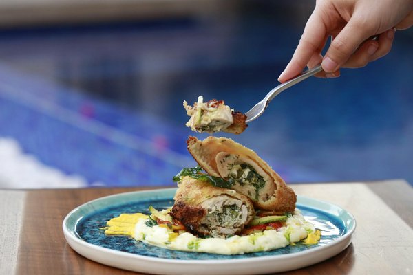 How do UK sports policies compare with those of other countries?