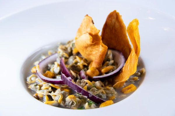 How is the UK tackling antibiotic resistance in healthcare?